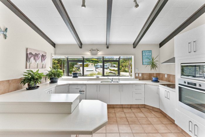 24 Rossiter Crescent, Lynmouth, New Plymouth, Taranaki, 4310, New Zealand