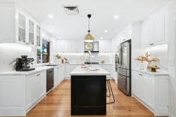 8 Farrer Pl, Frenchs Forest NSW 2086, Australia