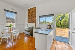 13 Fraser St Sunshine VIC 3020, Australia