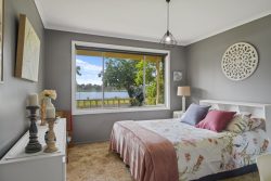 361 Gray St, Hamilton VIC 3300, Australia