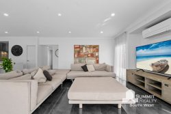 16 Hatfield Way, Millbridge WA 6232, Australia