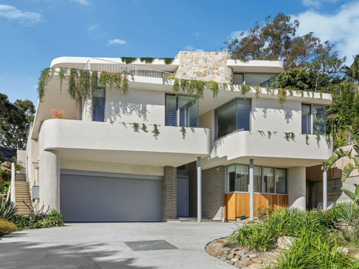 7A Ozone St, Freshwater NSW 2096, Australia