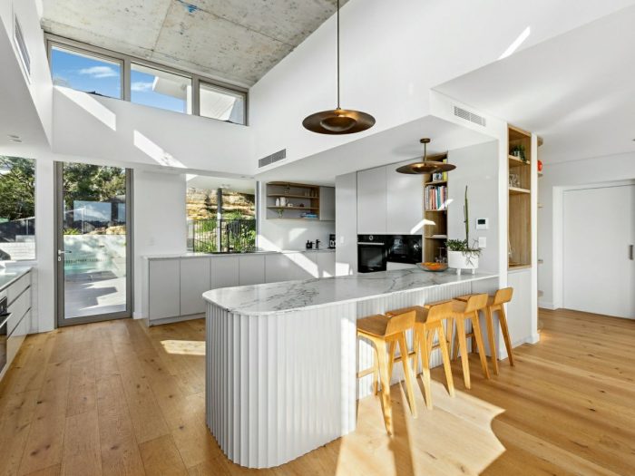 7A Ozone St, Freshwater NSW 2096, Australia
