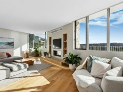 7A Ozone St, Freshwater NSW 2096, Australia