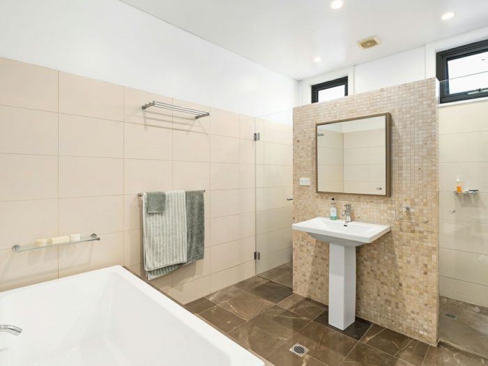 18 Stanbury St, Gladesville NSW 2111, Australia