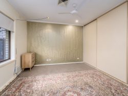 22 Meaklim St, Shepparton VIC 3630, Australia