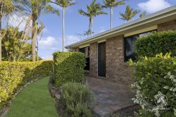 19 Myall St, Crestmead QLD 4132, Australia