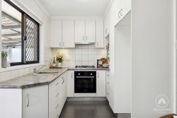 19 Myall St, Crestmead QLD 4132, Australia