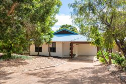 Unit 1/1 Alanta Elbow, Dunsborough WA 6281, Australia