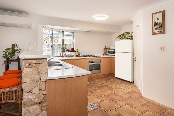 Unit 1/1 Alanta Elbow, Dunsborough WA 6281, Australia