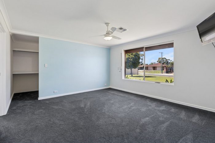 33 Brockholes St, Bullsbrook WA 6084, Australia