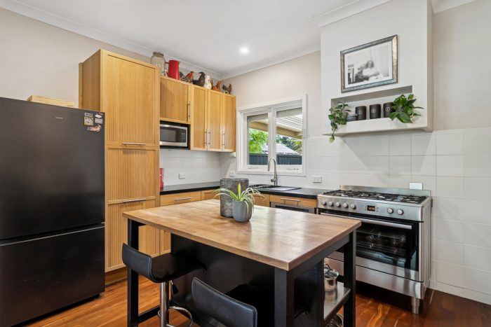 377A Light St, Dianella WA 6059, Australia