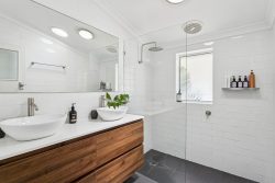 377A Light St, Dianella WA 6059, Australia