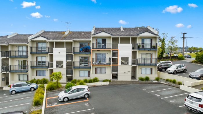 11/71A Spencer Road, Albany, North Shore City, Auckland, 0632, New Zealand