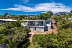 45 Kennedy Point Road, Surfdale, Waiheke Island, Auckland, 1081, New Zealand