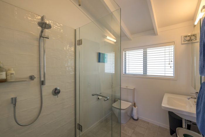 45 Kennedy Point Road, Surfdale, Waiheke Island, Auckland, 1081, New Zealand