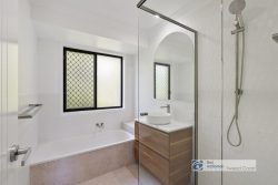 49 Old Ferry Rd, Banora Point NSW 2486, Australia