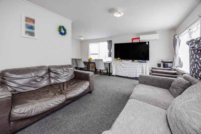 1/22 Silver Creek Road, Clendon Park, Manukau City, Auckland, 2103, New Zealand