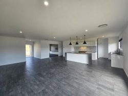 37 Stockyard Parade, Muswellbrook NSW 2333, Australia