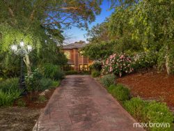 10 Taruna Rise, Montrose VIC 3765, Australia