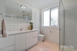 6 The Glade, Mitcham VIC 3132, Australia