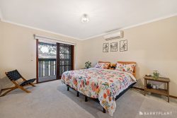 18 Vicarage Way, Watsonia North VIC 3087, Australia