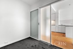 Unit 208/166 Wellington Parade East Melbourne VIC 3002, Australia