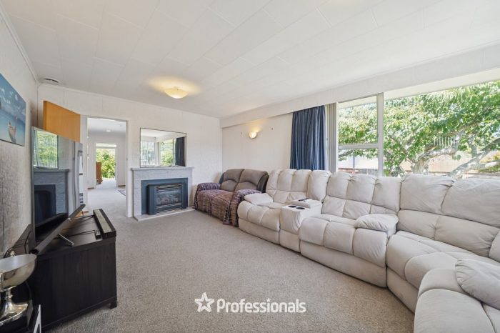 15 Wetherby Grove, Wainuiomata, Lower Hutt, Wellington, 5014, New Zealand