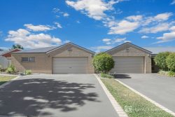 22 Willoughby Ave, West Wodonga VIC 3690, Australia