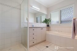 22 Willoughby Ave, West Wodonga VIC 3690, Australia