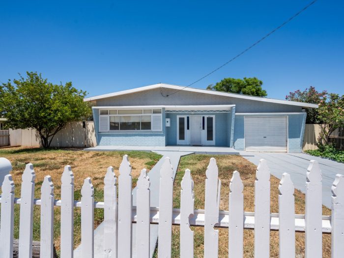 42A Johnston St, Boulder WA 6432, Australia