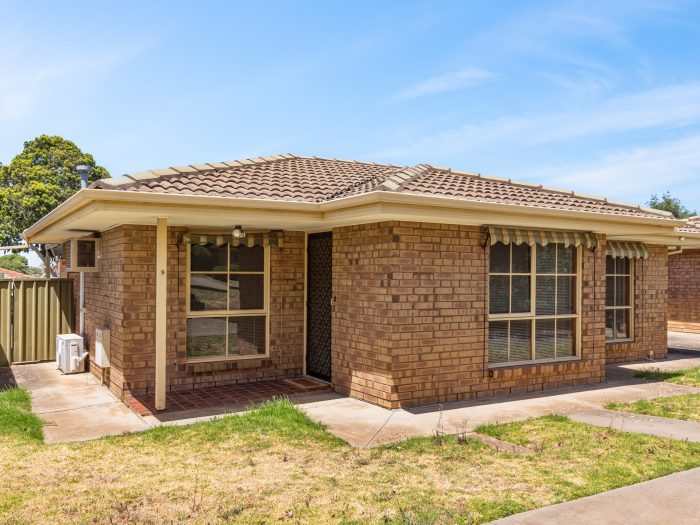 Unit 9/32A McMahon Rd, Morphett Vale SA 5162, Australia
