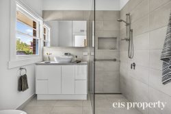 73 Adelaide St, South Hobart TAS 7004, Australia