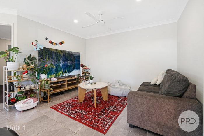 1 & 2/194 Warrah Drive, Tamworth NSW 2340, Australia
