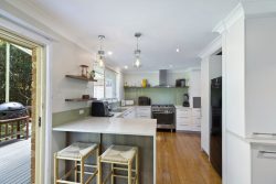 9 Cheswick St, Avoca Beach NSW 2251, Australia