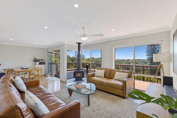 9 Cheswick St, Avoca Beach NSW 2251, Australia