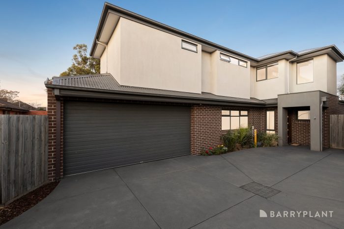 Unit 2/32 Burns Ave, Clayton South VIC 3169, Australia