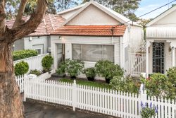 9 Clifton Rd Clovelly NSW 2031, Australia