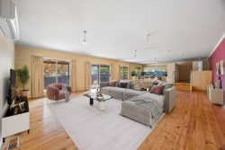 6 Dawson St, Ararat VIC 3377, Australia