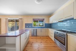 6 Dawson St, Ararat VIC 3377, Australia