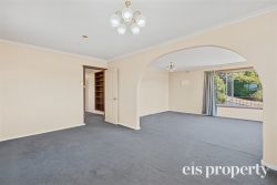 16 Delwood Dr, Lutana TAS 7009, Australia