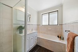 Unit 2/4 Dexter St, Cook ACT 2614, Australia