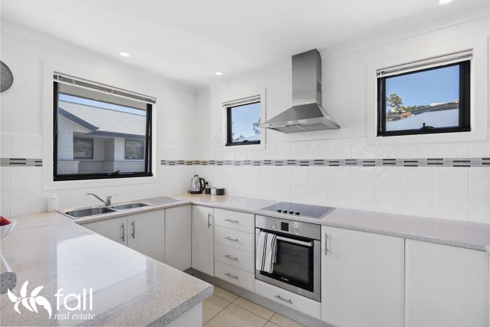 Unit 1/49 Fairview Dr, Kingston TAS 7050, Australia
