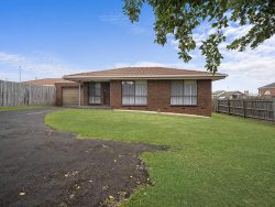 Unit 2/5 Casino Ct, Warrnambool VIC 3280, Australia