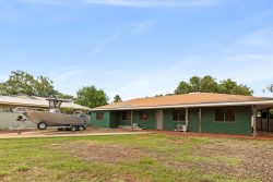 16 Howard Pl, Cable Beach WA 6726, Australia