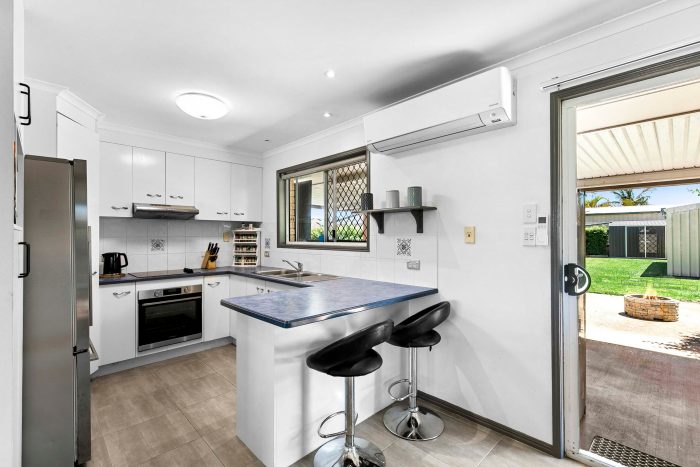 122 Ibis Blvd, Eli Waters QLD 4655, Australia