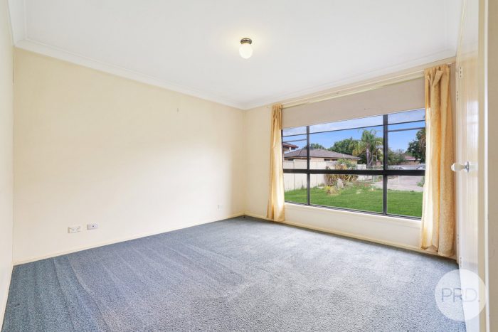 27 Janelle St, South Tamworth NSW 2340, Australia