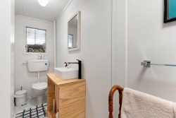 12 Dixon Street, Carterton, Wellington, 5713, New Zealand