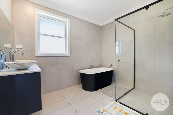 22 Jubata Dr, Moore Creek NSW 2340, Australia