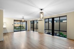 27 Kardan Blvd, Byford WA 6122, Australia